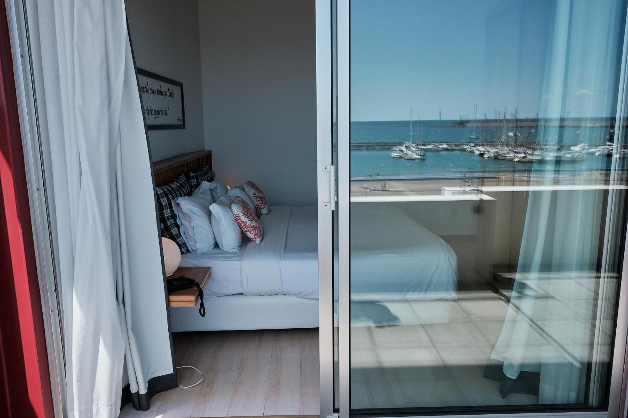 Hotel Praia Marina By Ridan Hotels プライア・ダ・ヴィクトーリア エクステリア 写真