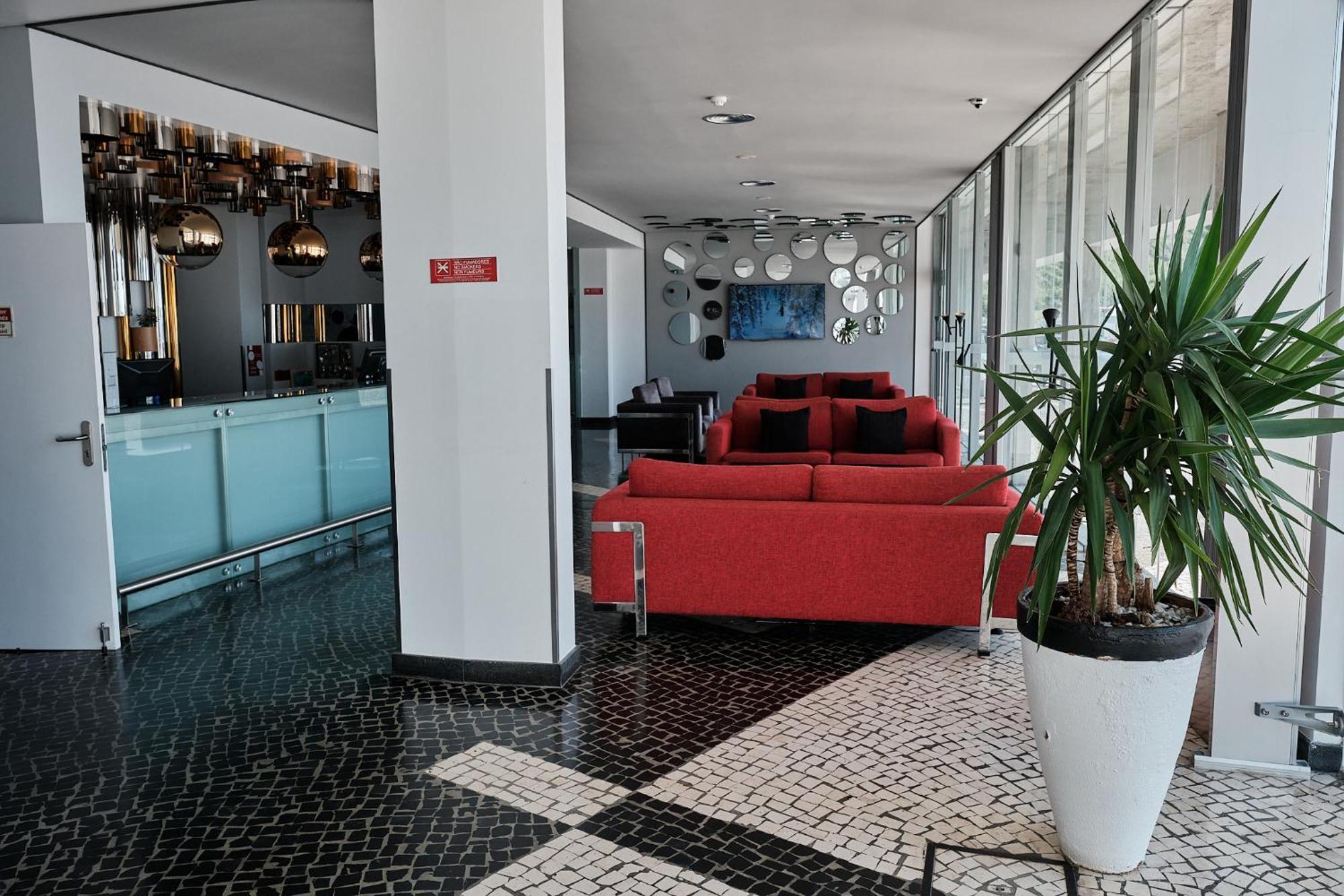 Hotel Praia Marina By Ridan Hotels プライア・ダ・ヴィクトーリア エクステリア 写真