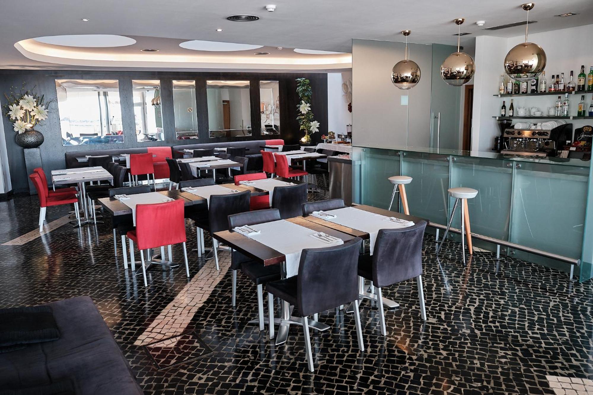 Hotel Praia Marina By Ridan Hotels プライア・ダ・ヴィクトーリア エクステリア 写真