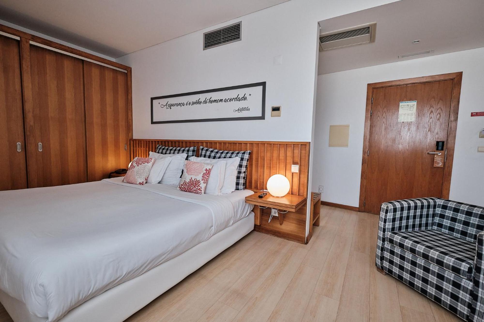 Hotel Praia Marina By Ridan Hotels プライア・ダ・ヴィクトーリア エクステリア 写真
