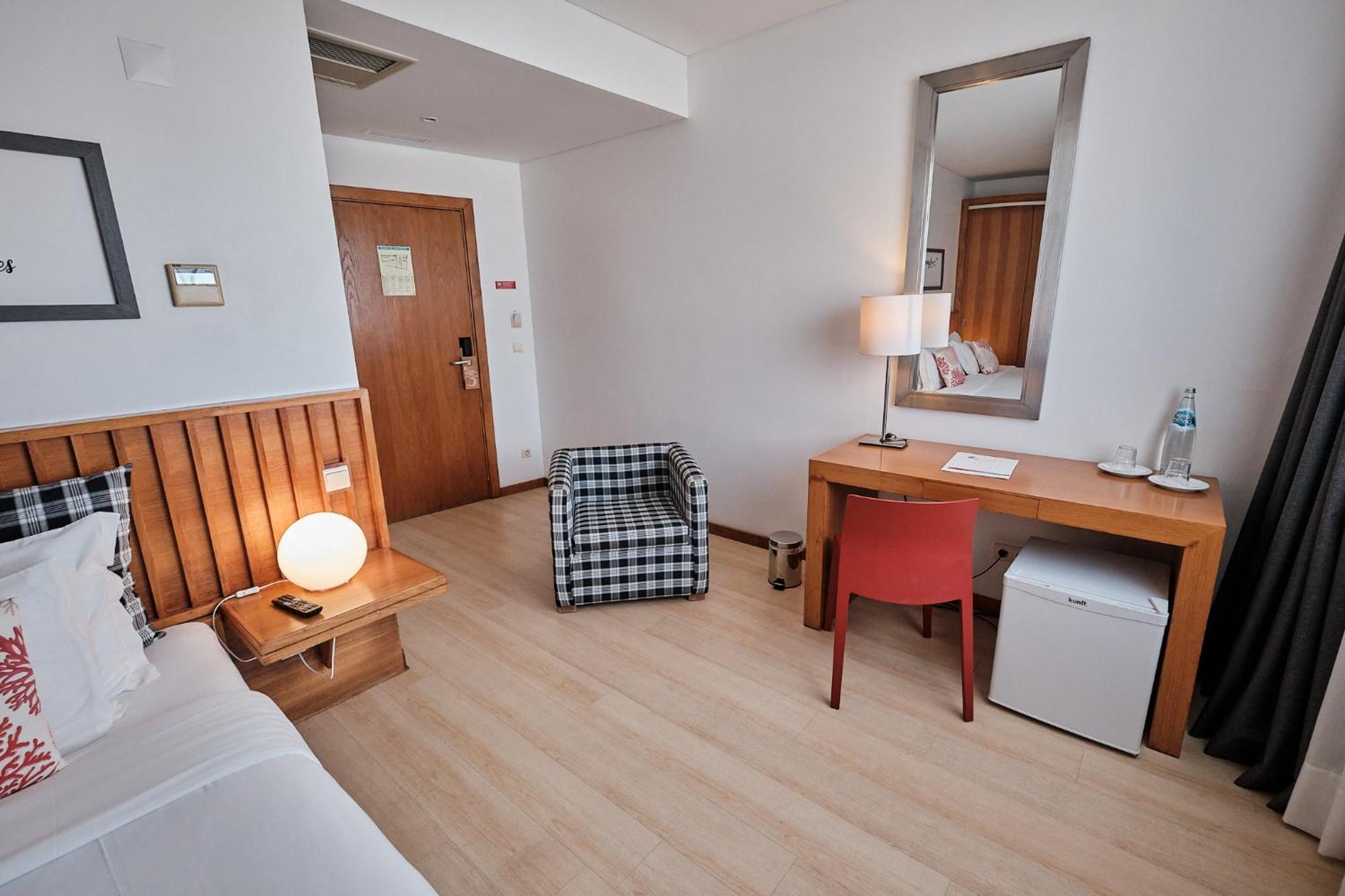 Hotel Praia Marina By Ridan Hotels プライア・ダ・ヴィクトーリア エクステリア 写真