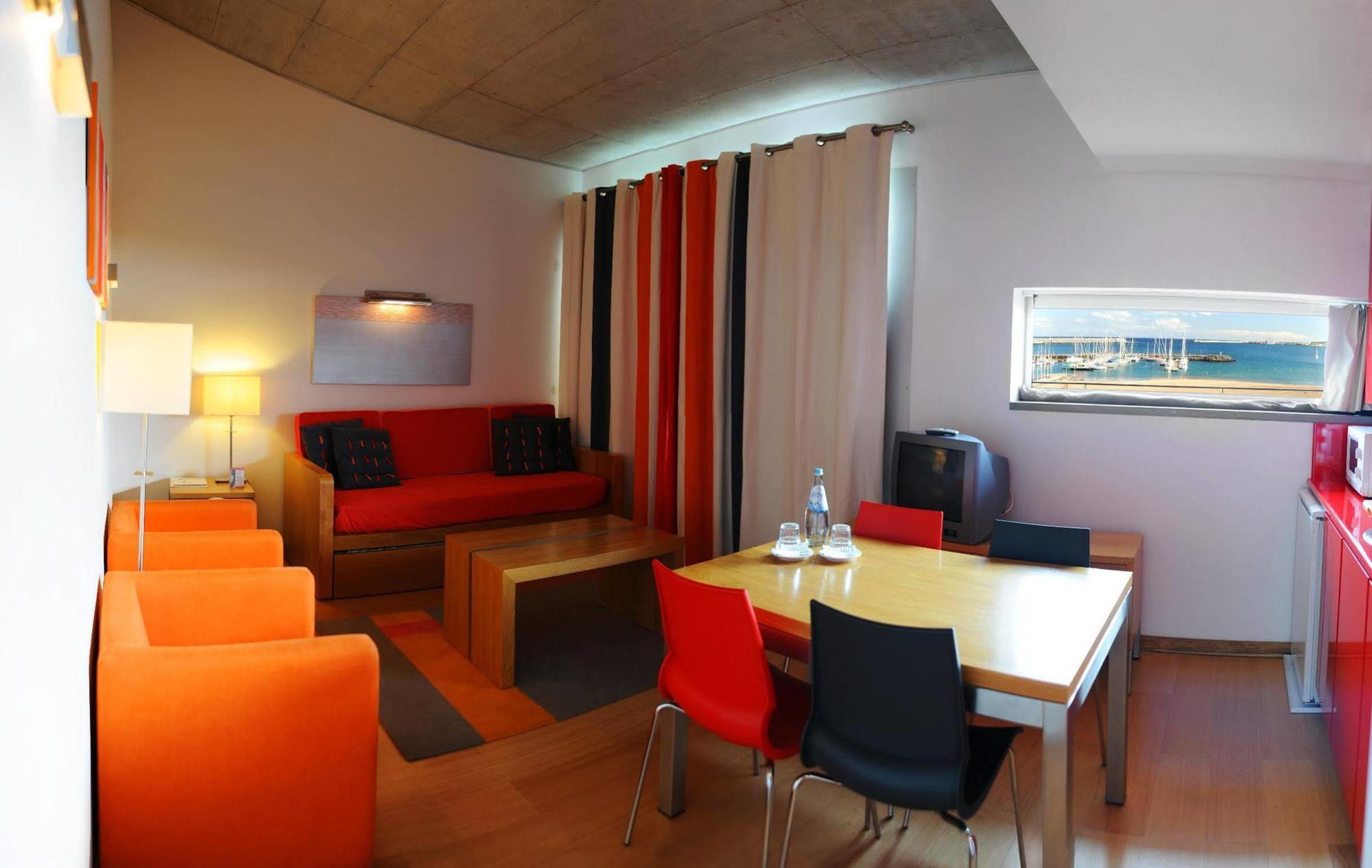 Hotel Praia Marina By Ridan Hotels プライア・ダ・ヴィクトーリア エクステリア 写真